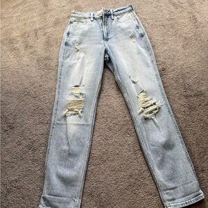 Curvy ultra high rise mom Light Blue Women's Jeans